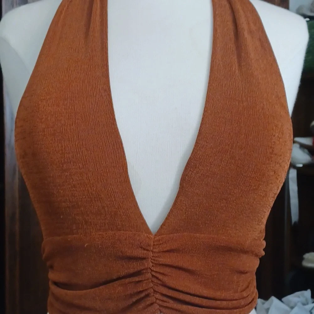 Halter top - Picture 6 of 9